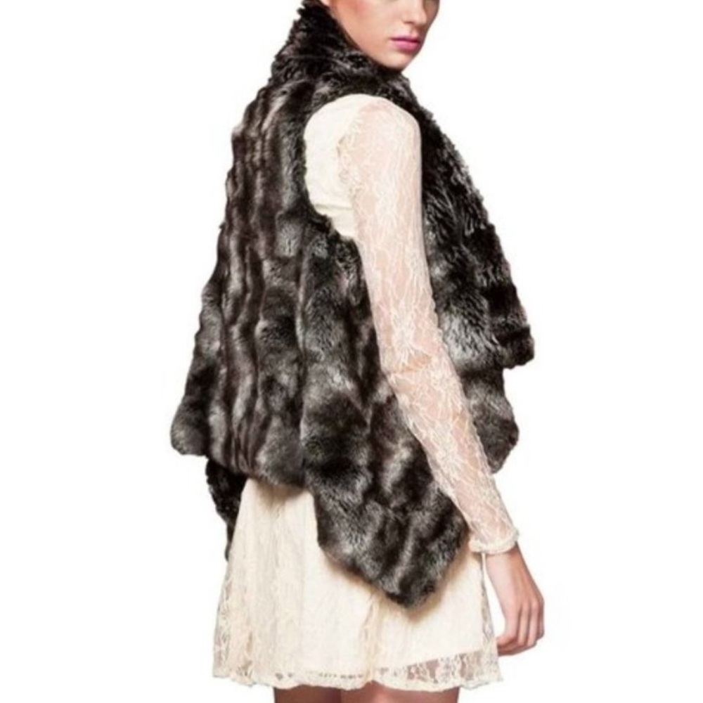 ARK & Co. Faux Fur CHINCHILLA Luxe Fur Vest